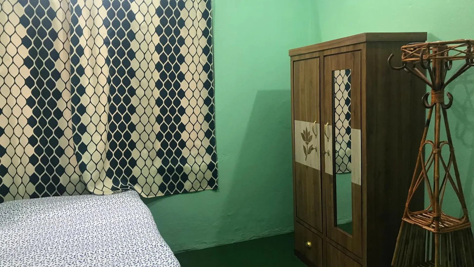 Diamond Home Stay - Private Rooms Катманду Непал